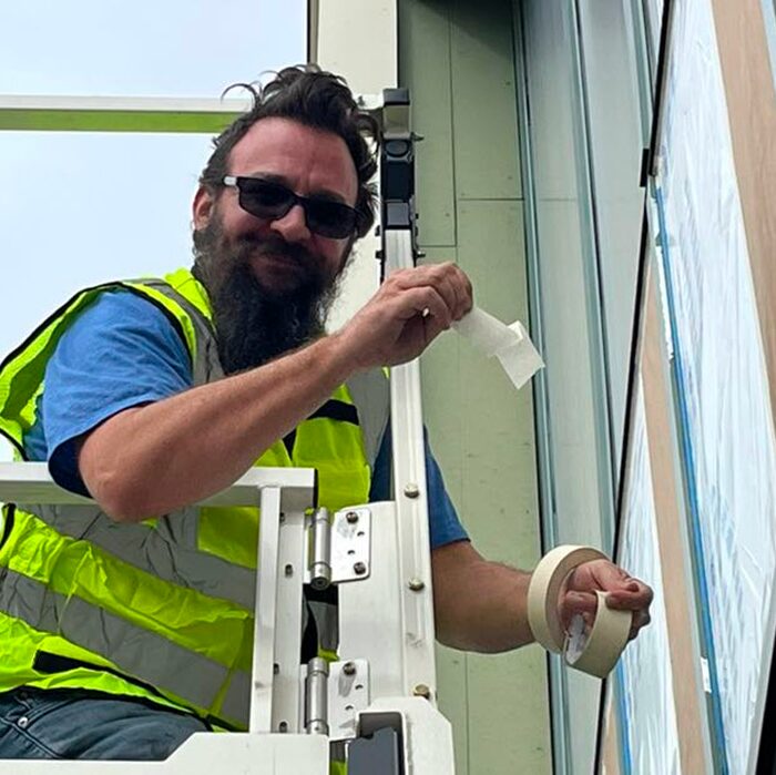 SMILE Crane Painter Action